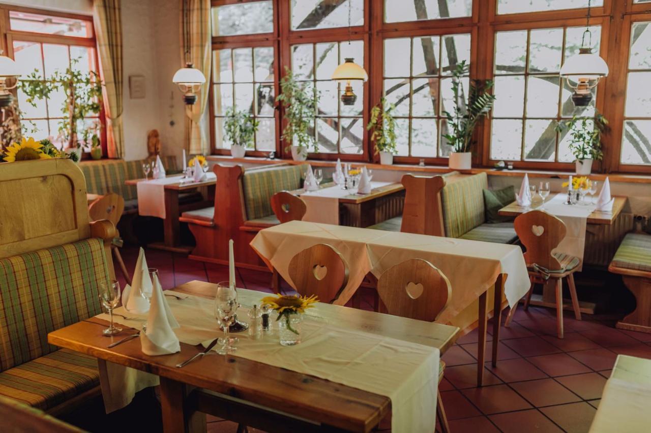 Hotel Zur Alten Muehle Нойенбург Екстериор снимка